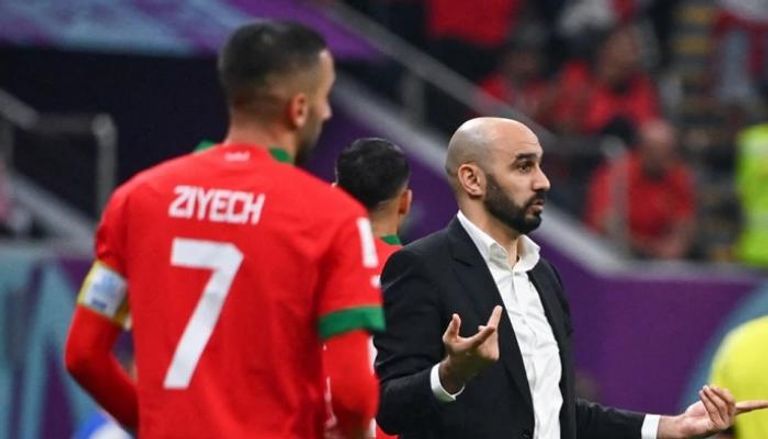 حكيم زياش نجم منتخب المغرب ومدربه الركراكي