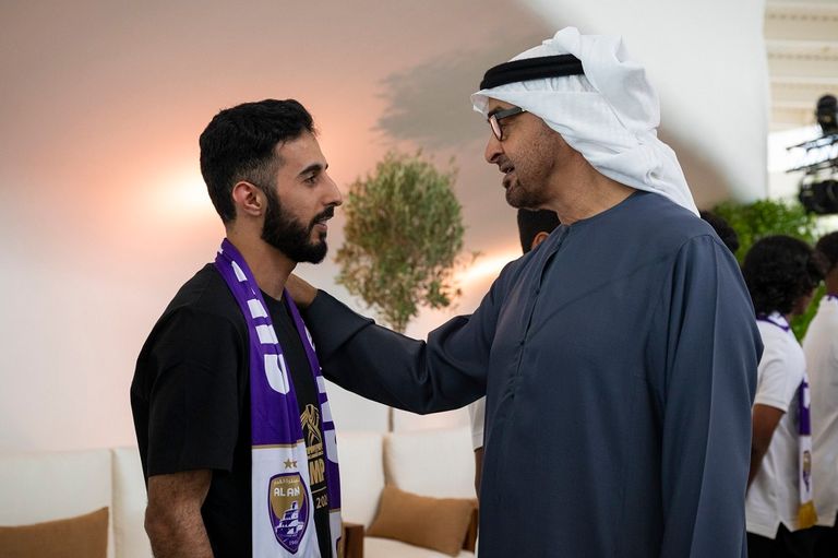 الشيخ محمد بن زايد آل نهيان يستقبل فريق العين بطل آسيا