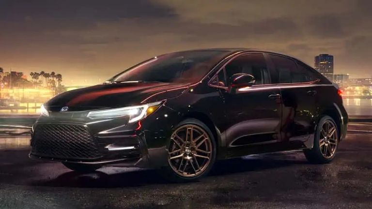 طراز Toyota Corolla طراز Hyundai Elantra