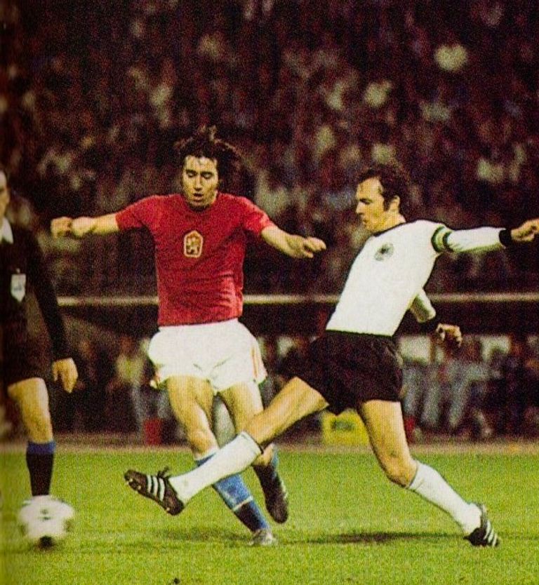 بكينباور في النهائي