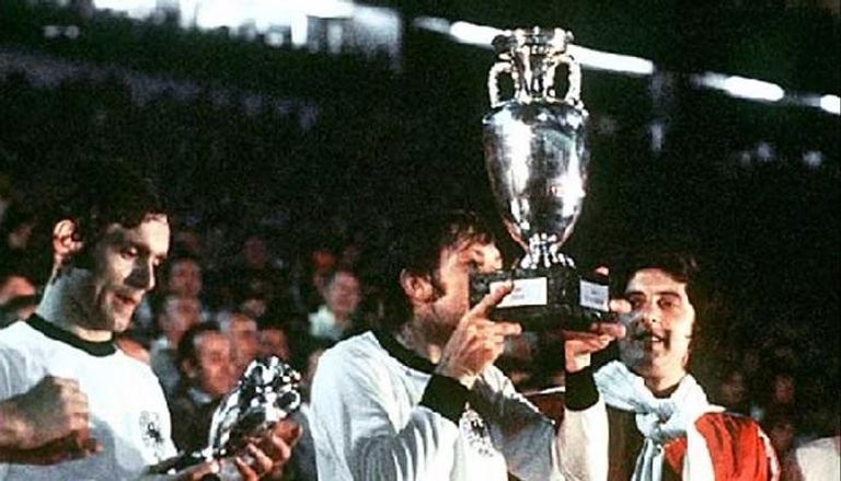 تشيكوسلوفاكيا بطلة يورو 1976