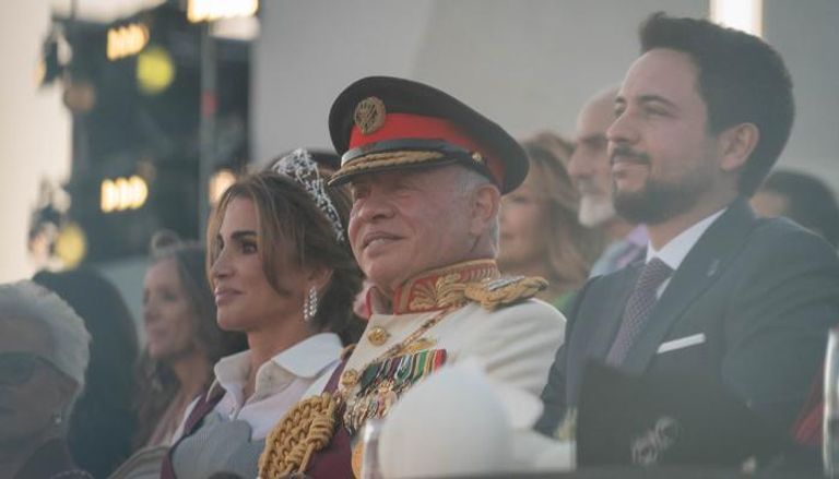 ملك الأردن والملكة رانيا وولي العهد خلال الفعاليات