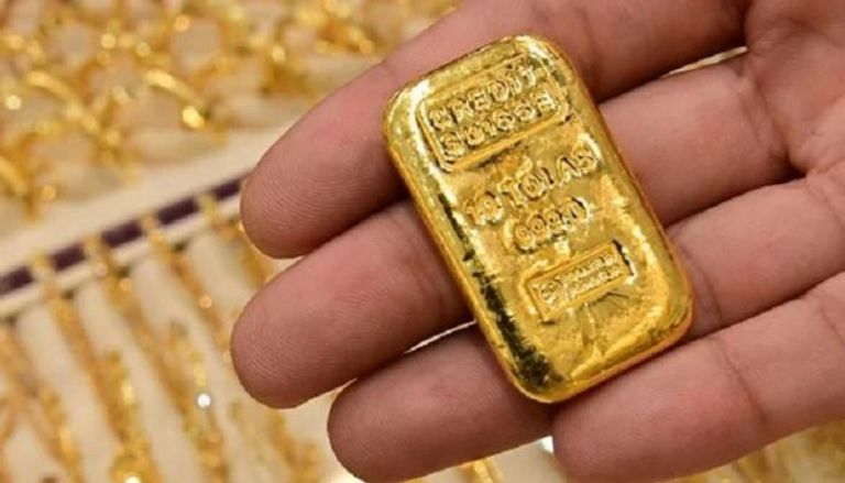 الذهب يستقر بعد بيانات الوظائف الأمريكية وتعليق الصين لعمليات الشراء