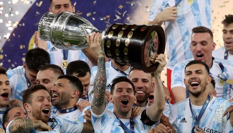 منتخب الأرجنتين بطل كوبا أمريكا 2021 ليونيل ميسي قائد منتخب الأرجنتين