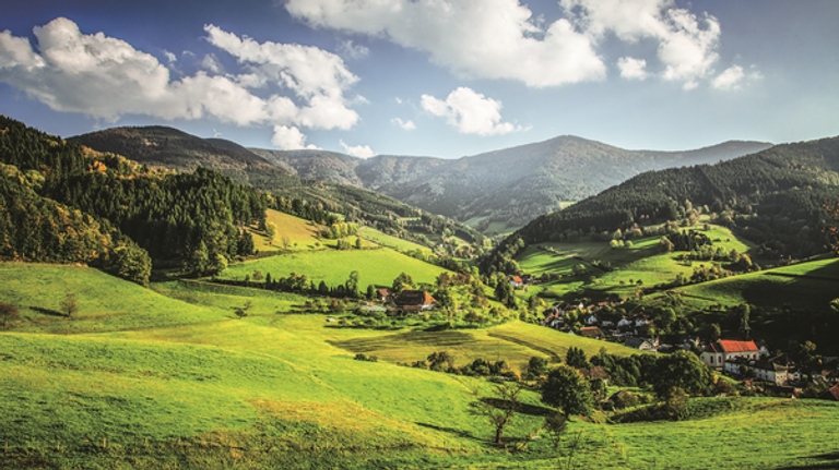 جبال الغابة السوداء منتخب إسبانيا