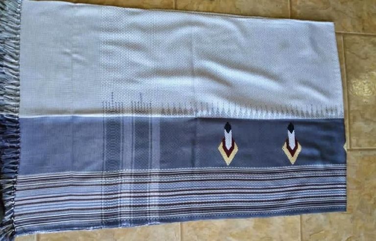 تجارة المعاوز في اليمن