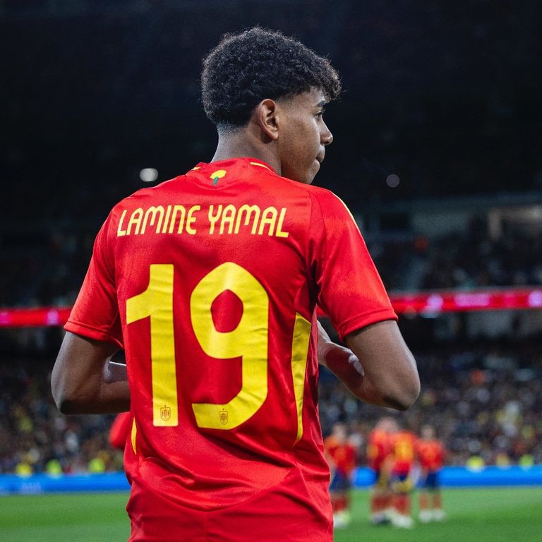 لامين يامال نجم منتخب اسبانيا لامين يامال في يورو 2024