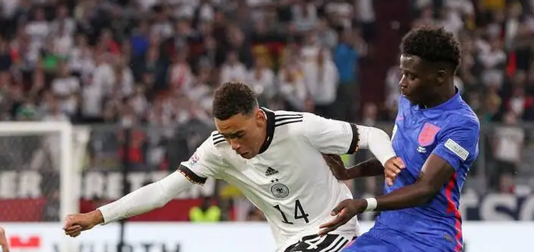 جمال موسيالا وبوكايو ساكا نجوم منتخب فرنسا أصحاب الأصول الأفريقية