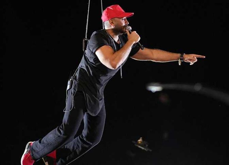 النجم تامر حسني