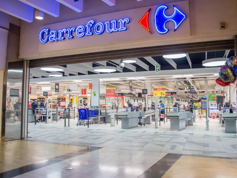 سلسلة Carrefour سلسلة متاجر seven - eleven