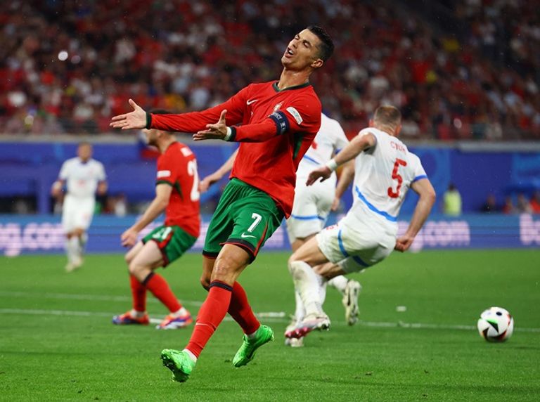كريستيانو رونالدو ضد التشيك البرتغال ضد التشيك