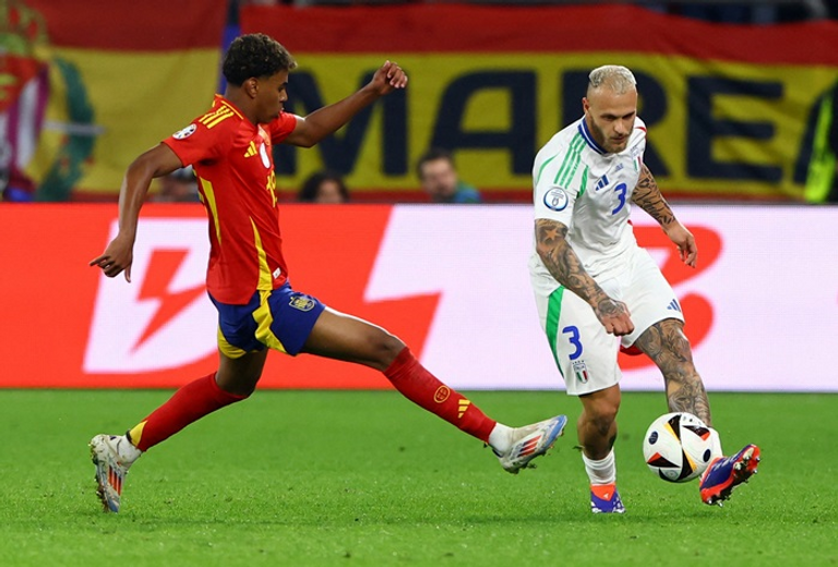 مباراة إسبانيا وإيطاليا إسبانيا وإيطاليا