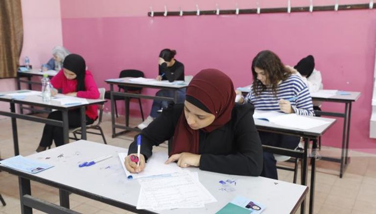 امتحانات الثانوية الفلسطينية