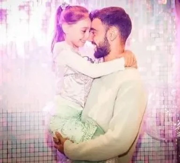 برونو فيرنانديز وابنته ماتيلدا كريستيانو رونالدو وبرونو فيرنانديز