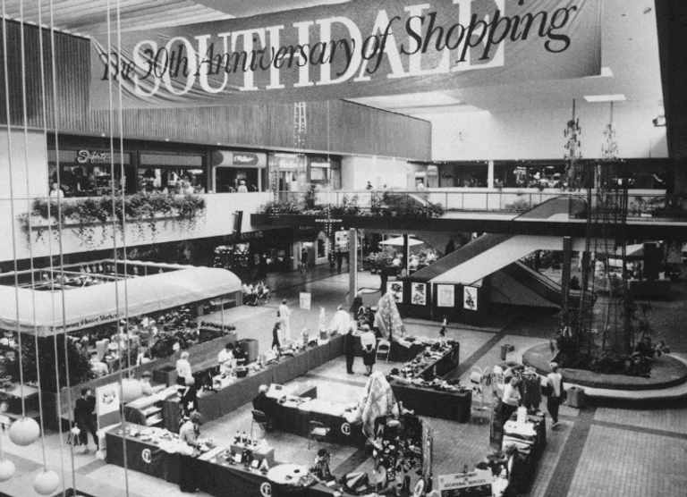 مولات تجارية