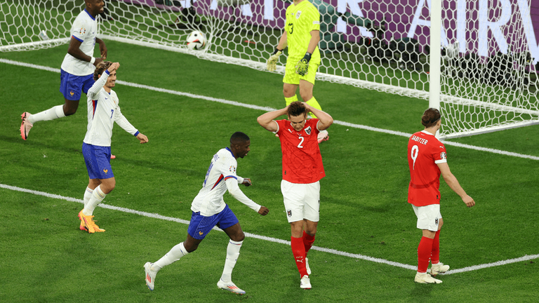 فرنسا والنمسا كيليان مبابي في مباراة فرنسا والنمسا