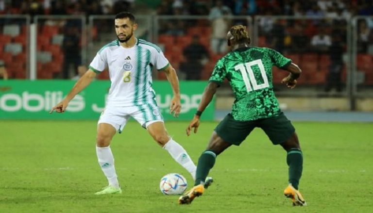 نبيل بن طالب نبيل بن طالب، نجم منتخب الجزائر