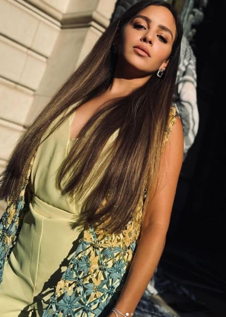 غادة عبدالرازق في أسبوع الموضة