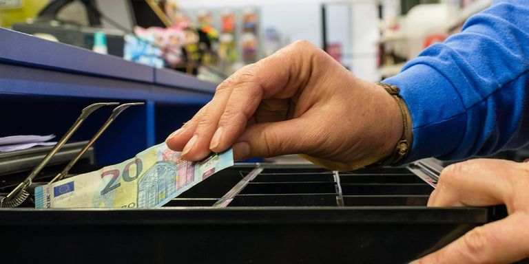 أكبر 5 دول في العالم استخداما للدفع «الكاش»