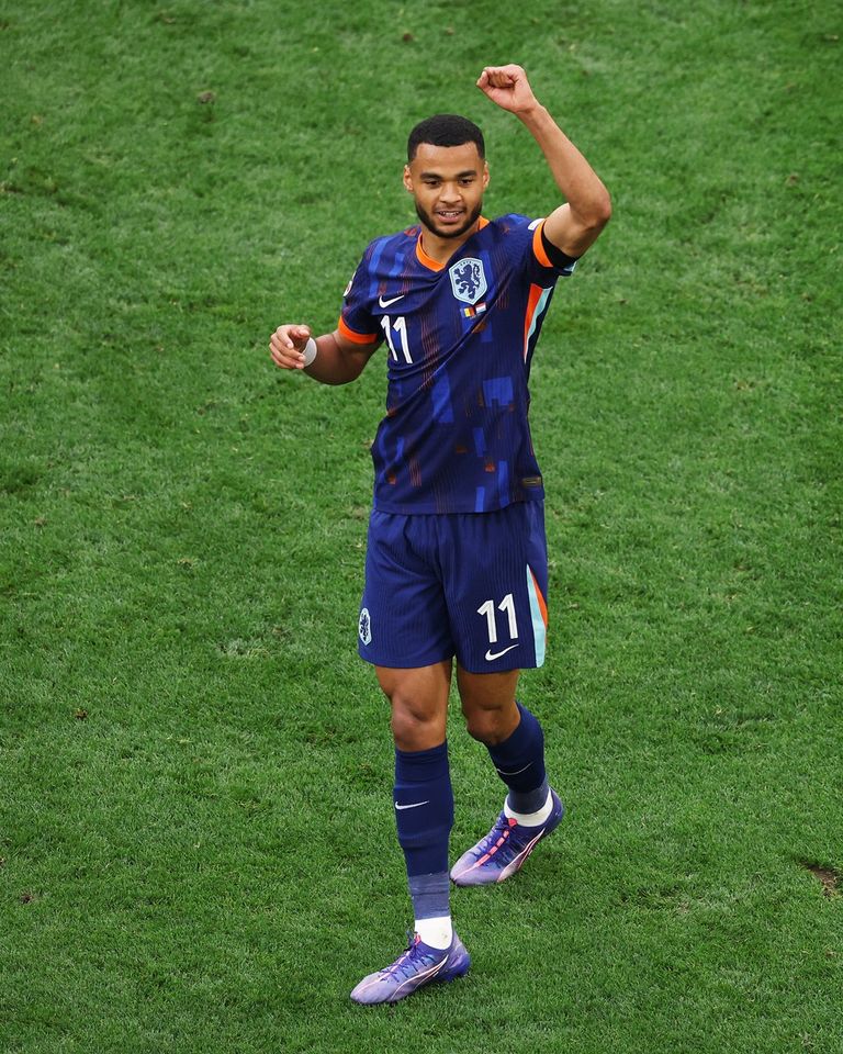 كودي جاكبو كودي جاكبو مهاجم منتخب هولندا