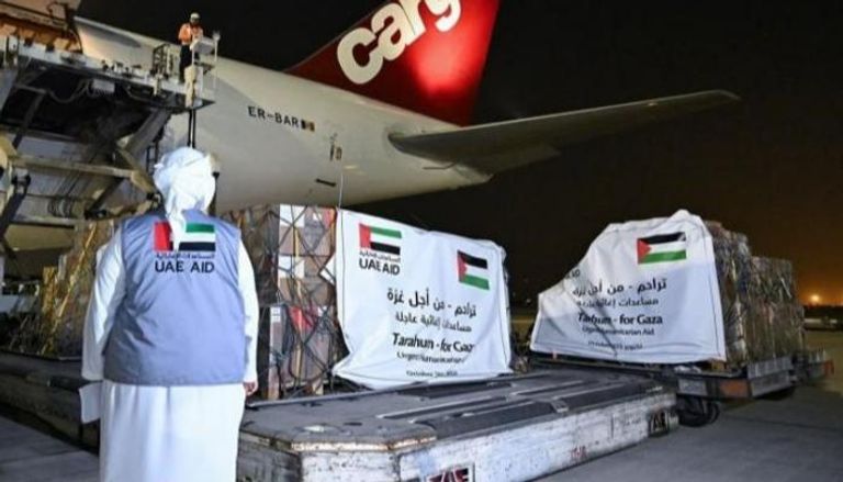 جانب من المساعدات الإنسانية الإماراتية إلى غزة- أرشيفية