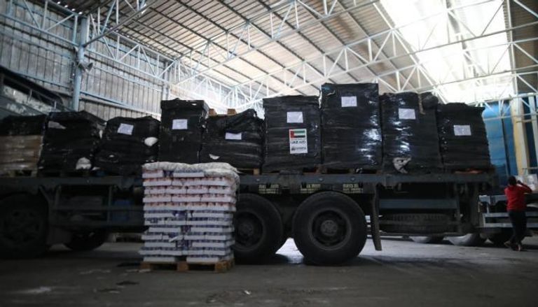 جانب من المساعدات الإنسانية الإماراتية إلى غزة- أرشيفية