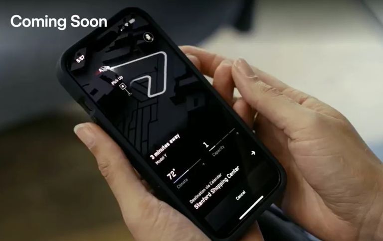 خدمة Tesla Robotaxi كابينة القيادة بسيارات تسلا