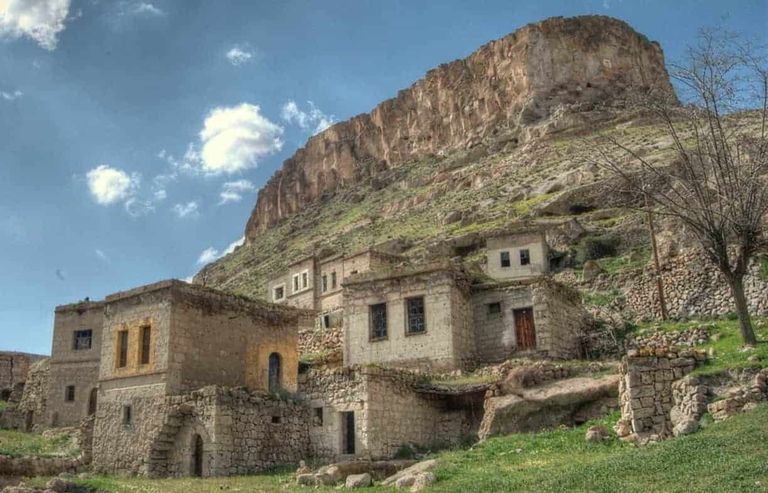 المعالم التاريخية والأثرية في قيصري قيصري.. قلب الأناضول ومدينة القلاع