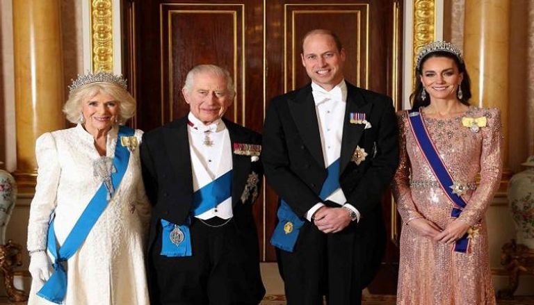 الملكة تشارلز الثالث والملكة كاميلا والأمير ويليام والأميرة كيت