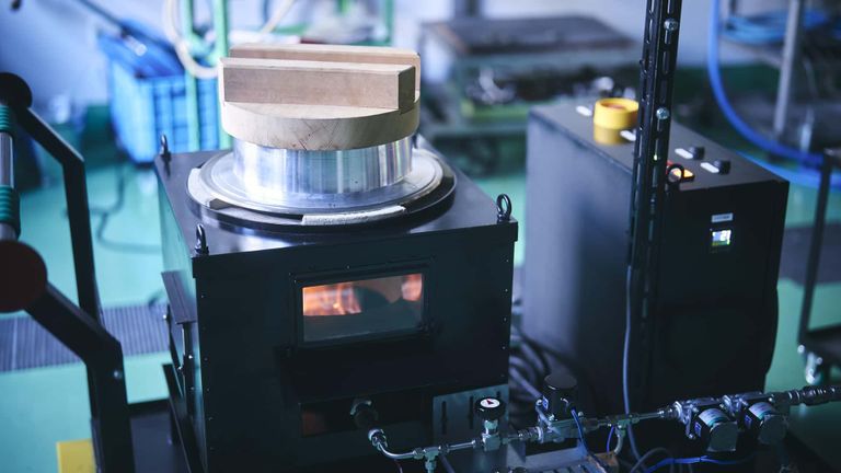 فرن تويوتا العامل بالهيدروجين