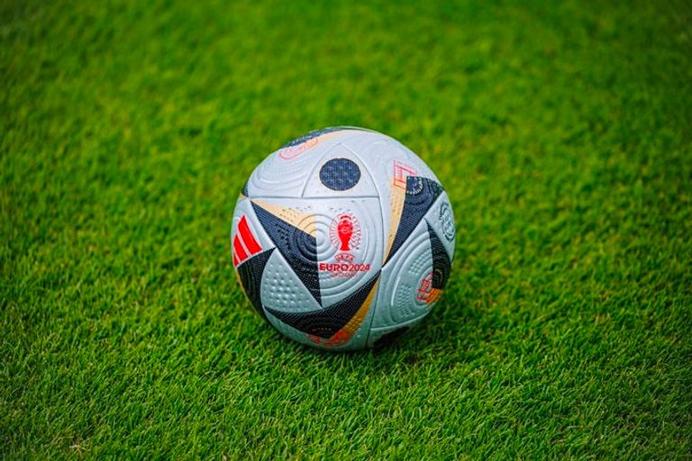 كرة نهائي يورو 2024 منتخب إنجلترا