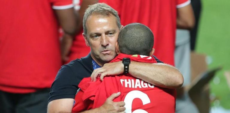 تياغو ألكانتارا وهانزي فليك تياغو ألكانتارا وهانز فليك في بايرن ميونخ