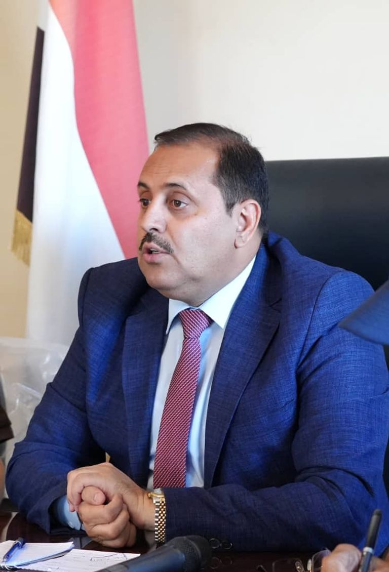 أبو حورية والوفد الحكومي في مفاوضات مسقط