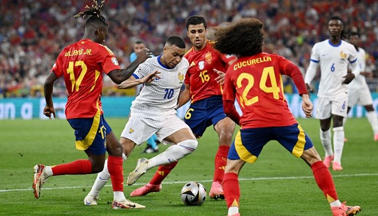 إسبانيا تهزم فرنسا وتتأهل لنهائي يورو 2024 - صورة 1