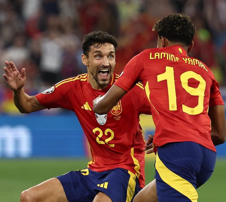 خيسوس نافاس ولامين يامال