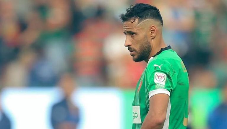 يوسف بلايلي نجم منتخب مولودية الجزائر