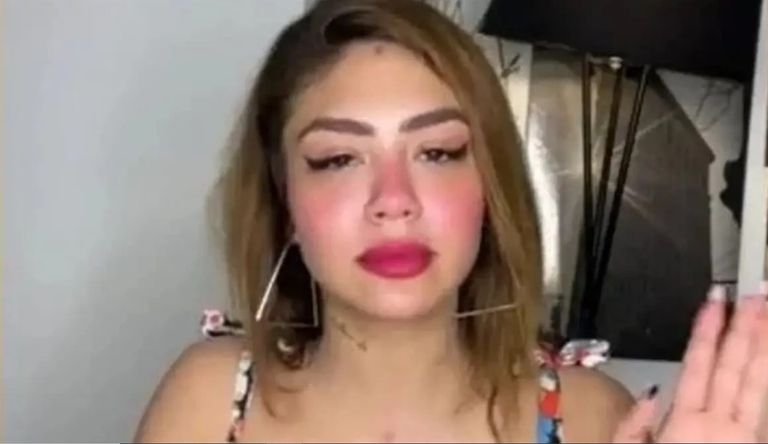 البلوغر المصرية هدير عبدالرازق