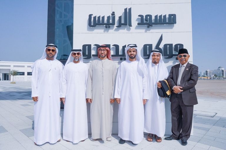 مسجد الرئيس جوكو ويدودو في أبوظبي