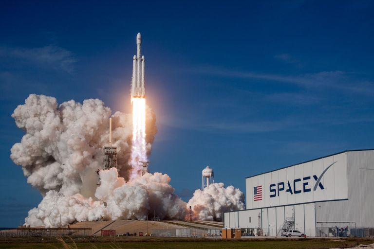 شركة SpaceX شركات «اليونيكورن»- تعبيرية
