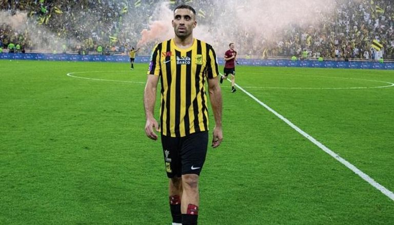 عبدالرزاق حمدالله مهاجم الاتحاد السعودي السابق