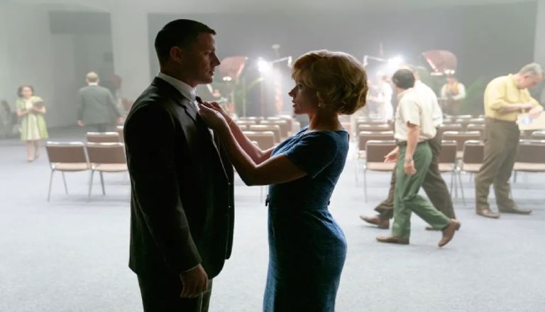 مشهد من Fly Me To The Moon ضمن افضل الأفلام الرومانسية في 2024 قائمة أفضل الأفلام الأجنبية الرومانسية في 2024