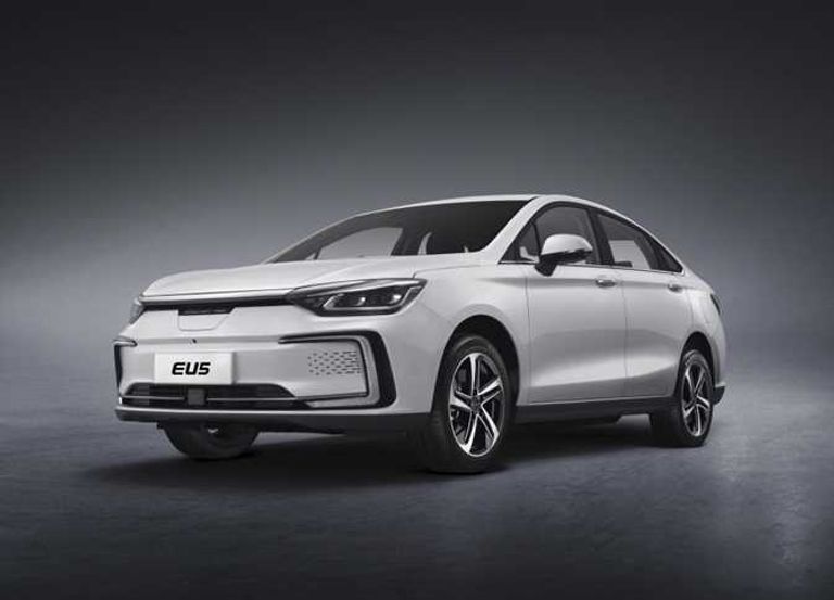 سيارة إم جي 4 - صورة أرشيفية