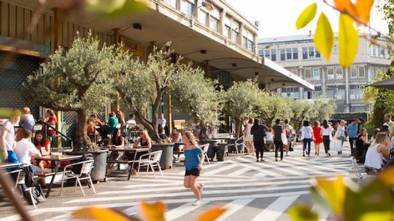 Ground Control أحد أفضل المطاعم في باريس أحد مطاعم باريس