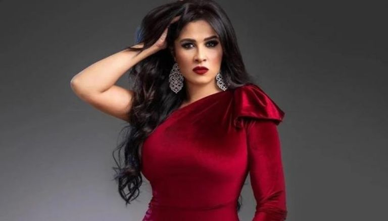 الفنانة المصرية ياسمين عبدالعزيز