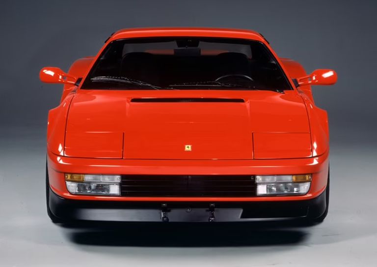 طراز Ferrari Testarossa طراز Mercedes-Benz W124 E-Class