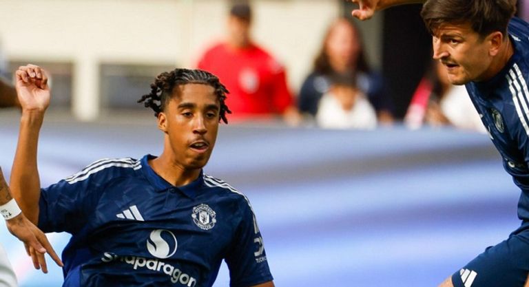 ليني يورو فريق مانشستر يونايتد