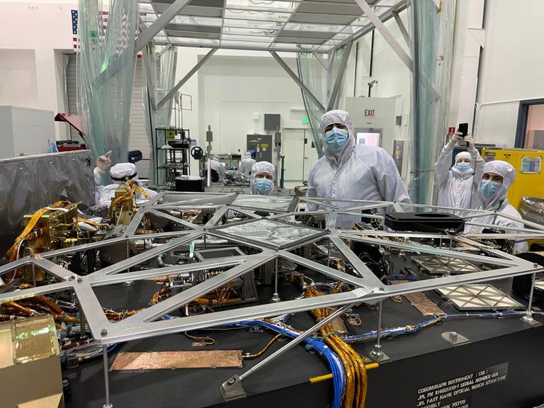 نقل آداة كوروناغراف الرومانية لمركز جودارد لرحلات الفضاء أداة كوروناغراف الرومانية