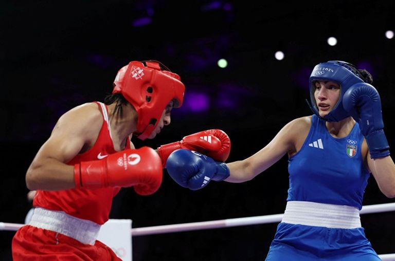 نزال إيمان خليف وكاريني أنغيلا كاريني