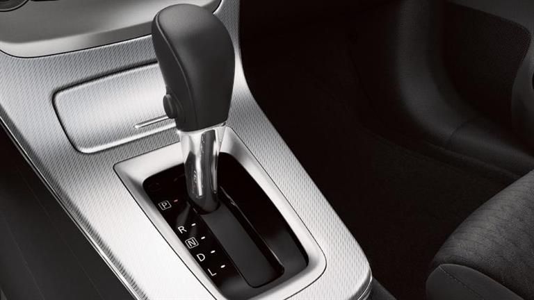 أسباب تلف السيارة الأوتوماتيك أخطاء قد تتلف السيارة الأوتوماتيك