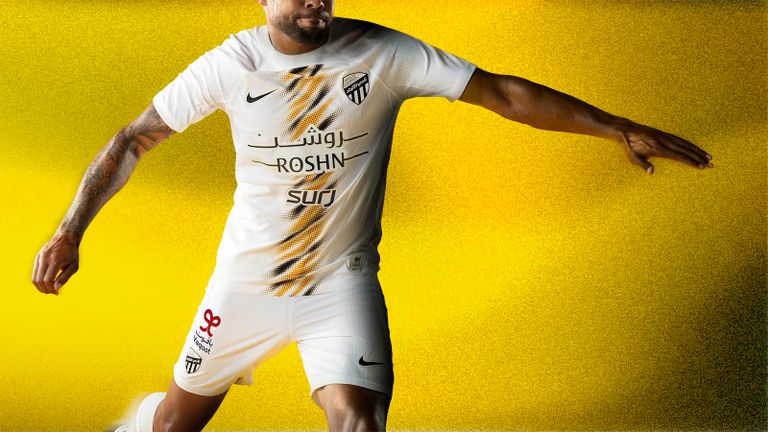 قميص الاتحاد الاحتياطي لموسم 2024-2025